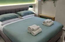 The Golden Pyramid - Photo 2