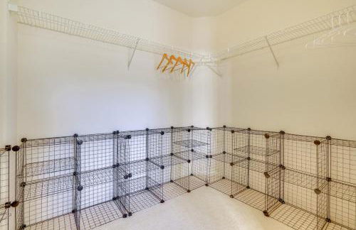 Centrally Located Home with Yard in Hayward! - Foto 19