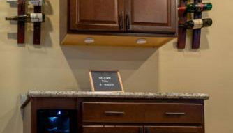 Uncork on Historic Main! - Foto 5