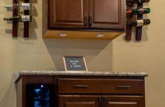 Uncork on Historic Main! - Foto 5