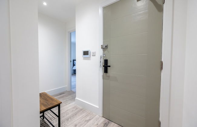 Remarkable 2-bed Apartment in Camberley - Foto 3