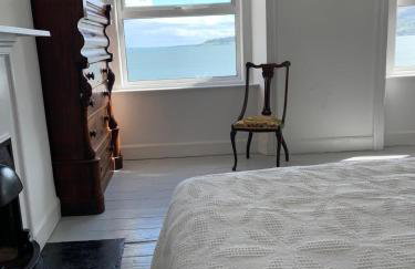 Victorian Seafront House - Photo 8