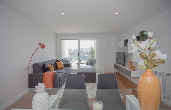 Liiiving - Luxury River View Apartment III - Photo 33