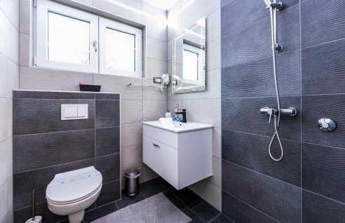 Lovely Home In Novo Zvecevo With Sauna - Foto 33