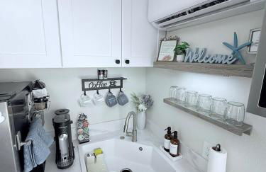 Private 1BR 1BA Suite, Kitchen, Fireplace, Parking - Foto 32