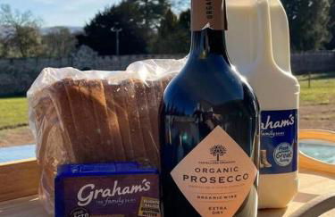 Cosy Country Modern Studio with Patio Space. - Photo 4