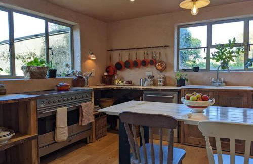 Stylish 3 bed Cotswold cottage with stunning views - Foto 6