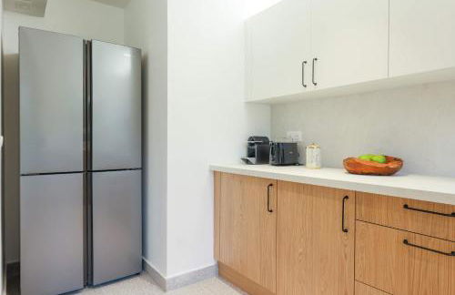 Garden Suite Suresnes 5 persons 2 BR near La Defense - Foto 20