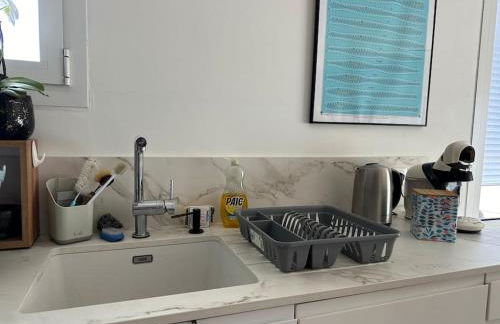 Grand Studio Mer et Confort centre-ville, parking - Photo 24