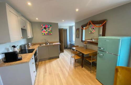 Beautiful Retro Flat above Pub. - Foto 9