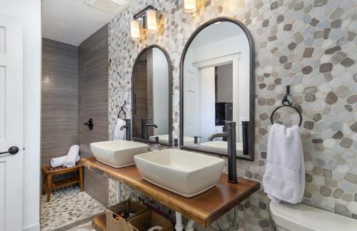 New Luxury 4 bedroom Mountain View Home w/hot tub! - Foto 12