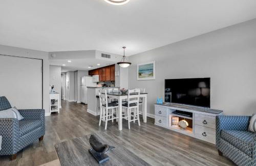 Ocean View 1BR Condo with Private Balcony - Foto 16