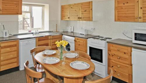 Maxmills Cottage - E1852 - Photo 3