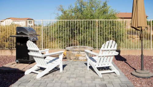 Poolside Relaxation Couples Retreat in Peoria! - Foto 3