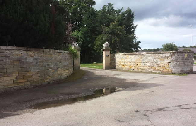 East Wing Apartment - Foto 35