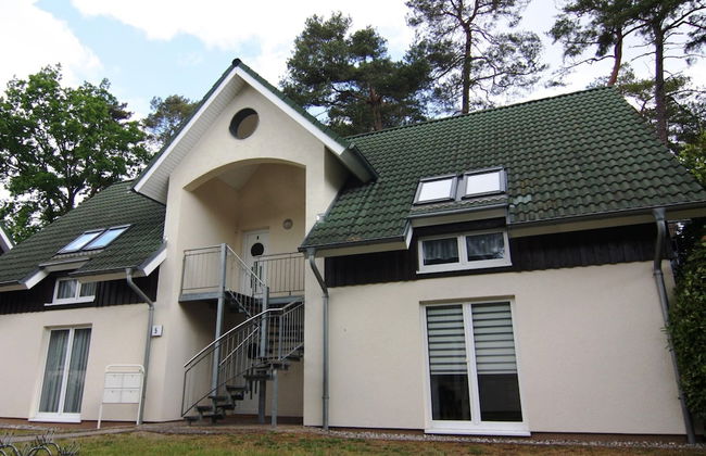 Apartment in Trassenheide Near Sandy Beach - Foto 1