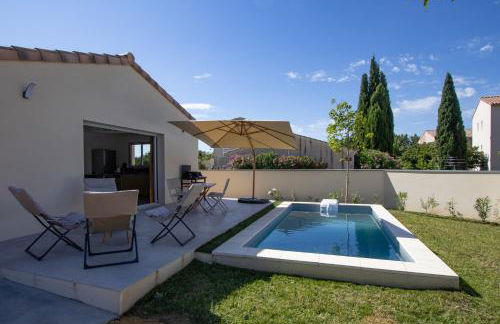 Villa de plain-pied au centre du village avec piscine privée - Foto 5