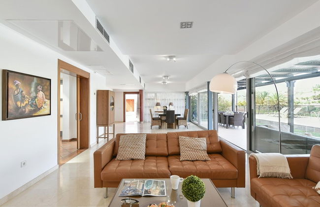 Villa With Private Pool in the Golf Resort - Foto 12