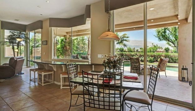 Servicio de comidas en la habitación