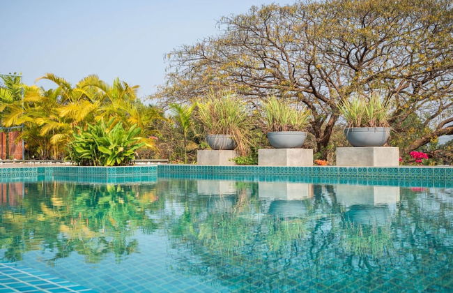 El Arbol by Hireavilla-2br w Rooftop Pool in Nerul - Photo 21