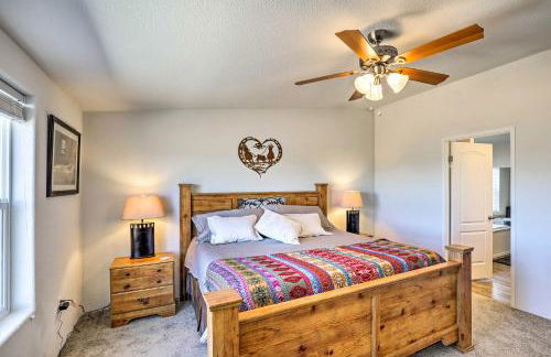 Desert Escape Off I-10 with Over 1 Enclosed Acre! - Foto 12