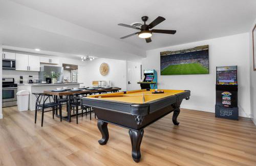 North Vegas Family Oasis 4BR, Pool, BBQ, Games - Foto 13