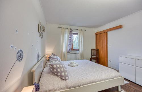 Holiday house Marinela with Private Pool and Fenced Garden - Foto 14