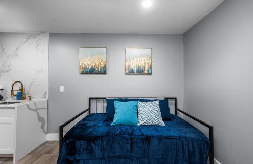 Chic & Cozy Montrose Apt with Pool & Parking - Foto 10