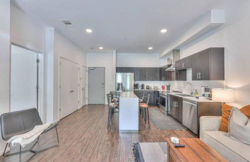 Amazing Downtown Condo w Pool Free Parking 104 - Foto 9