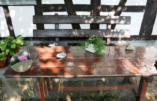 Gemütliches altes Fachwerkhaus mit Vorgarten - Foto 3