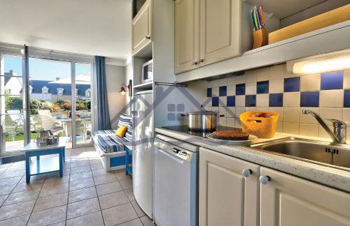 LocaLise - Maison E2 au Guilvinec - A 20m de la mer avec jardin et piscine - Tout à pied, plage, port, centre commerces, marché - Wifi inclus - Vue mer de la chambre - Animaux bienvenus - Linge de lit inclus - Foto 5