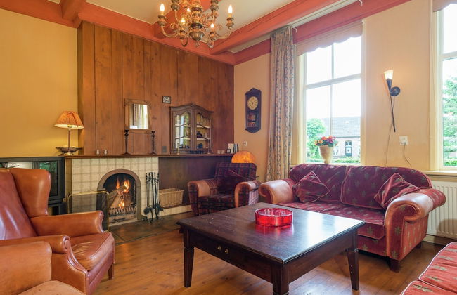 Secluded Farmhouse in Balkbrug with Hot Tub - Foto 10