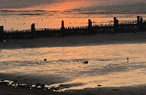 Premium Caravan - Sleeps 6 - Parking - Pool - Foto 19