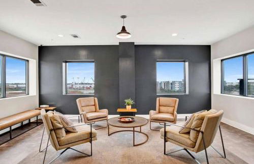 City Center Apartment, Free Parking and Great Views - Foto 28