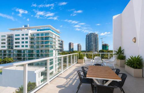 Roami at Habitat Brickell - Photo 20