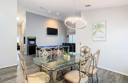 Pool home near Disney w themed rooms - Foto 17