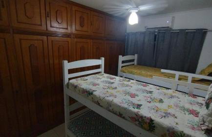 CASA - 3 quartos com ar - garagem para 3 carros - Foto 28