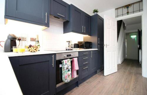 Chic 3-Bed Stay Near Cardiff’s Top Sights - Foto 17