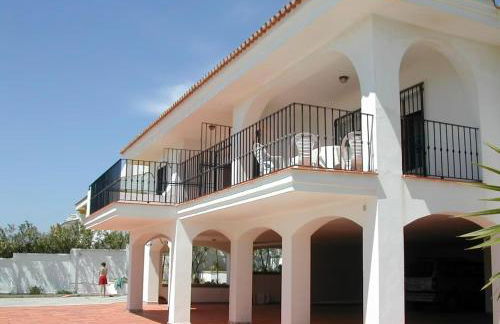 Chalet espectacular e independiente, primera línea de playa en Huelva - Foto 9