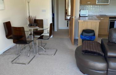 2BR 2 Bath Riverside Penthouse 2 Parking View Near St Neots - Foto 38