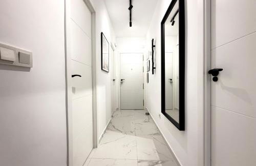 Sunset Beach Apartment - Playa del Cura, 10 meters to Beach, Sea View, Centrally Located, Los Locos - Foto 12