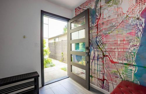 Stylish Urban Retreat w Rooftop Deck - Foto 44