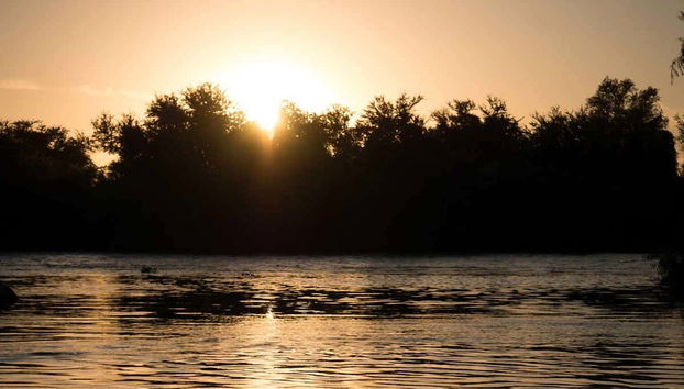Entardecer no rio Fuerte