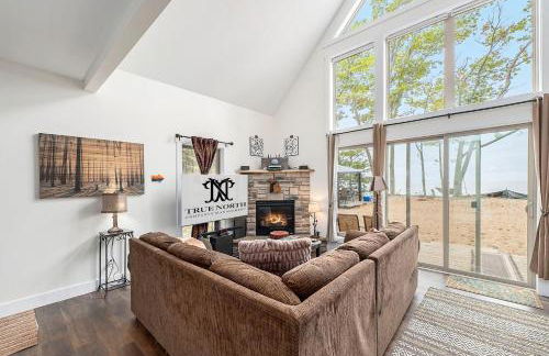 Beautiful Overlooking Shoreline 2BDR Chalet 2892 - Foto 4