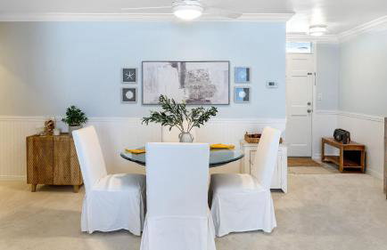 Oceanfront Gem w Balcony Pool Hot Tub Carbon Beach Access Bluewater Haven by AvantStay - Photo 5