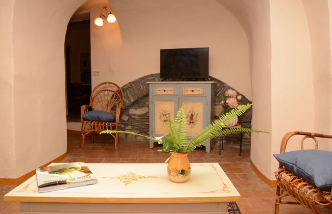 2 bedroom Apartment in Prelà with garden and terrace - Photo 18