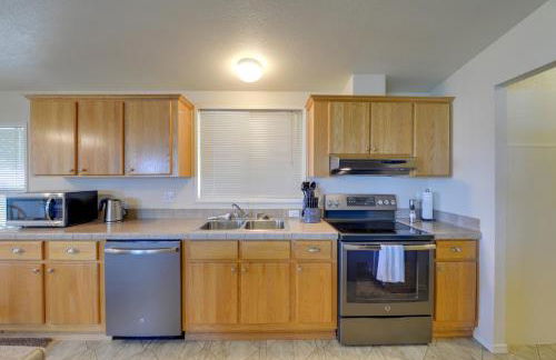 Smith River Home with Boat Launch and Ocean Views - Foto 10