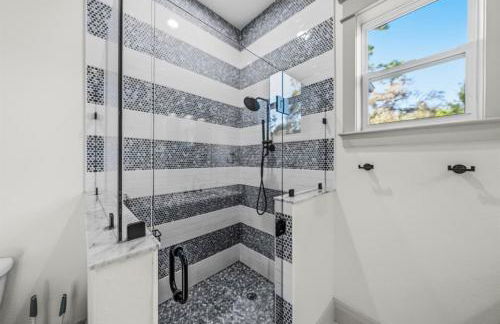 Design-Forward New Build 3BR2BA Seminole Heights - Foto 46