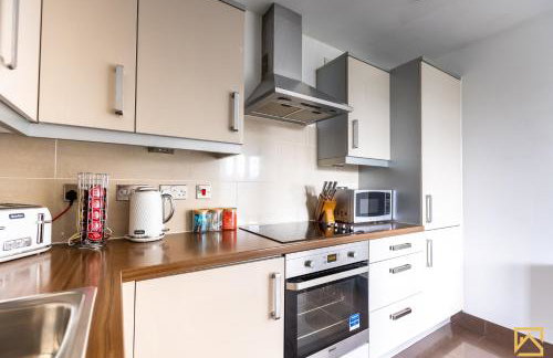 Luxury 2-bed In central MK By Valore Property Services - Photo 19