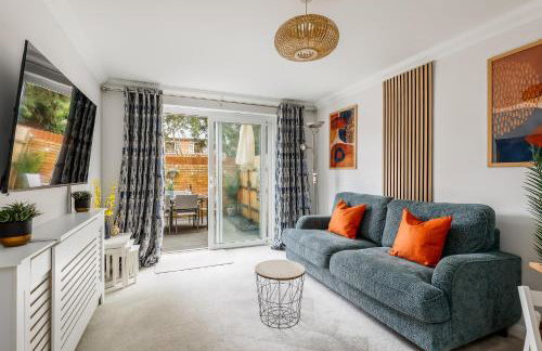 Modern, comfy Town centre gem, near beach, parking - Foto 1